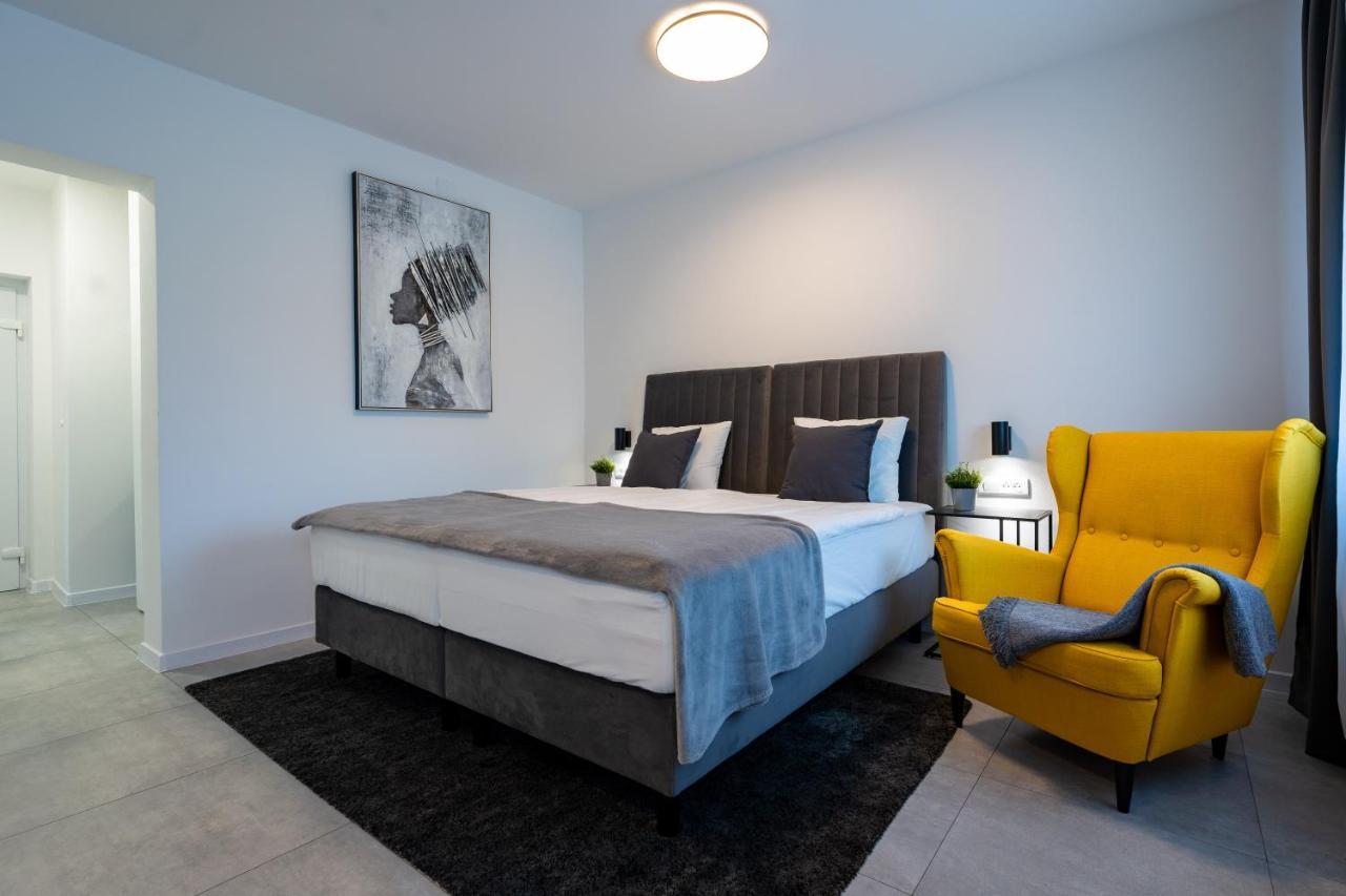 Apartments & Room Forest Слуни Екстериор снимка